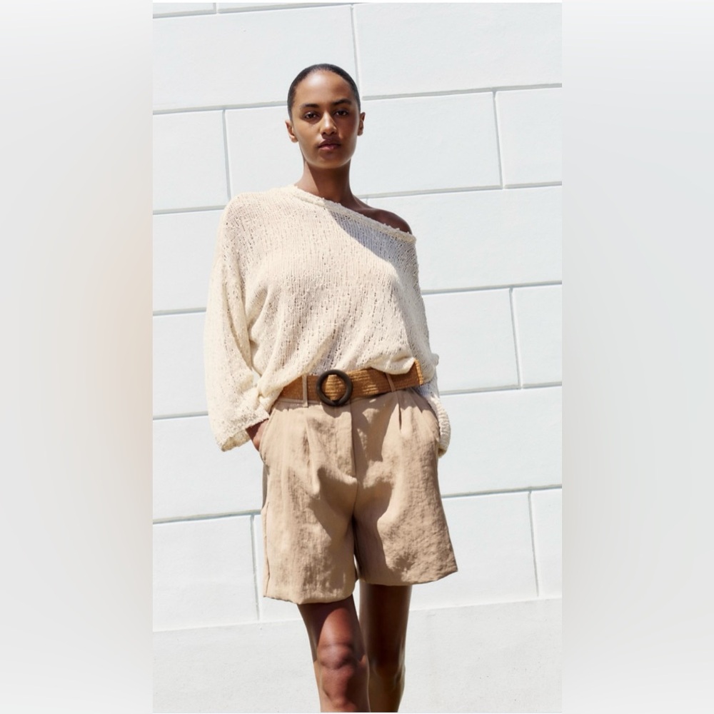 ZARA…. BERMUDA CLAMPS BELT